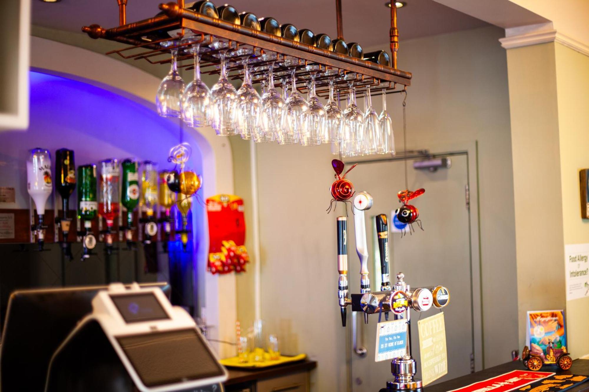 Pine & Restaurant Hotel